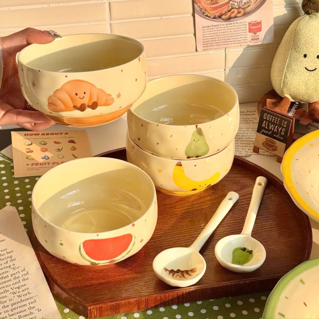 🍓 Set 4 bát sứ kèm thìa hình – xinh xắn, đáng yêu cho bàn ăn 🍓