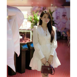 𝘽𝙊𝙉 𝘿𝙍𝙀𝙎𝙎 - Đầm Buộc Dây Tay Dài