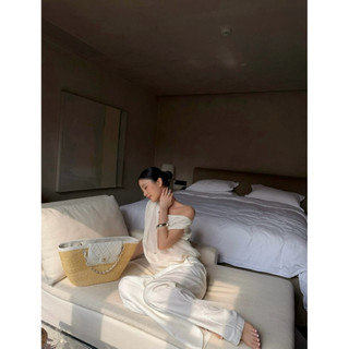 𝘽𝙊𝘽 𝙏𝙊𝙋 - Áo Linen Lệch Vai phom Bí