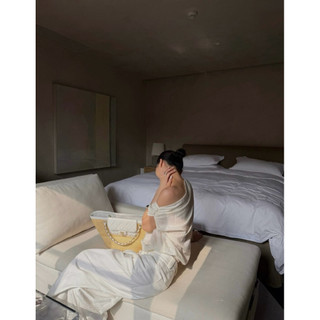 𝘽𝙊𝘽 𝙏𝙊𝙋 - Áo Linen Lệch Vai phom Bí