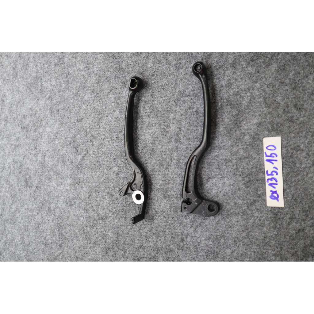 Cặp Tay Thắng Và Tay Côn Theo Xe Exciter 135/150 Màu Đen Hàng Cao Cấp Chất Lượng Cao Bền Đẹp Màu Sơn Đẹp
