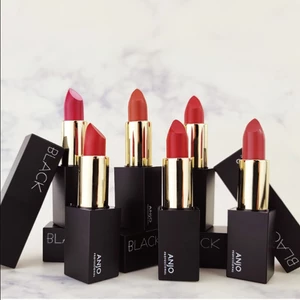 ANJO Black Lipstick 6 màu Dưỡng ẩm Bộ sưu tập trang điểm môi nhung mềm mại
