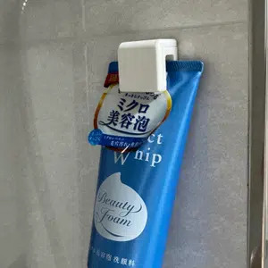 [Daiso Korea] Bộ 3 móc treo kem đánh răng đa năng / Giá treo tường / Dụng cụ sắp xếp phòng tắm tiết kiệm không gian / Bảo quản vệ sinh 3M