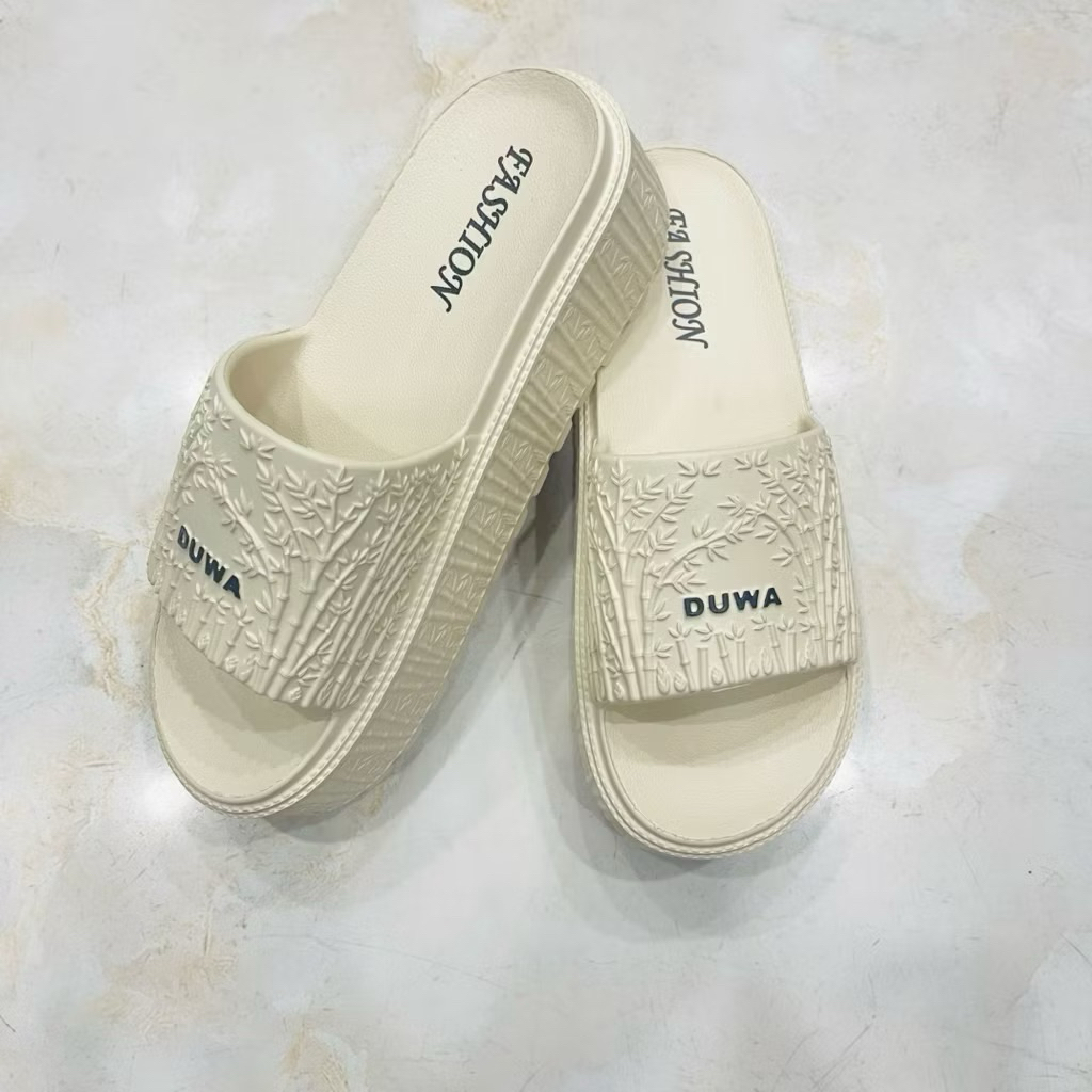 Dép nữ đế xuồng cao 5cm quai liền Duwa họa tiết vân tre nhiều màu