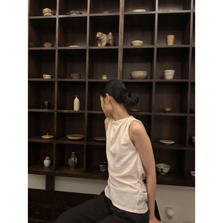 𝙎𝙊𝙁𝙄𝘼 𝙏𝙊𝙋 - Áo Linen Lưng Đỗ