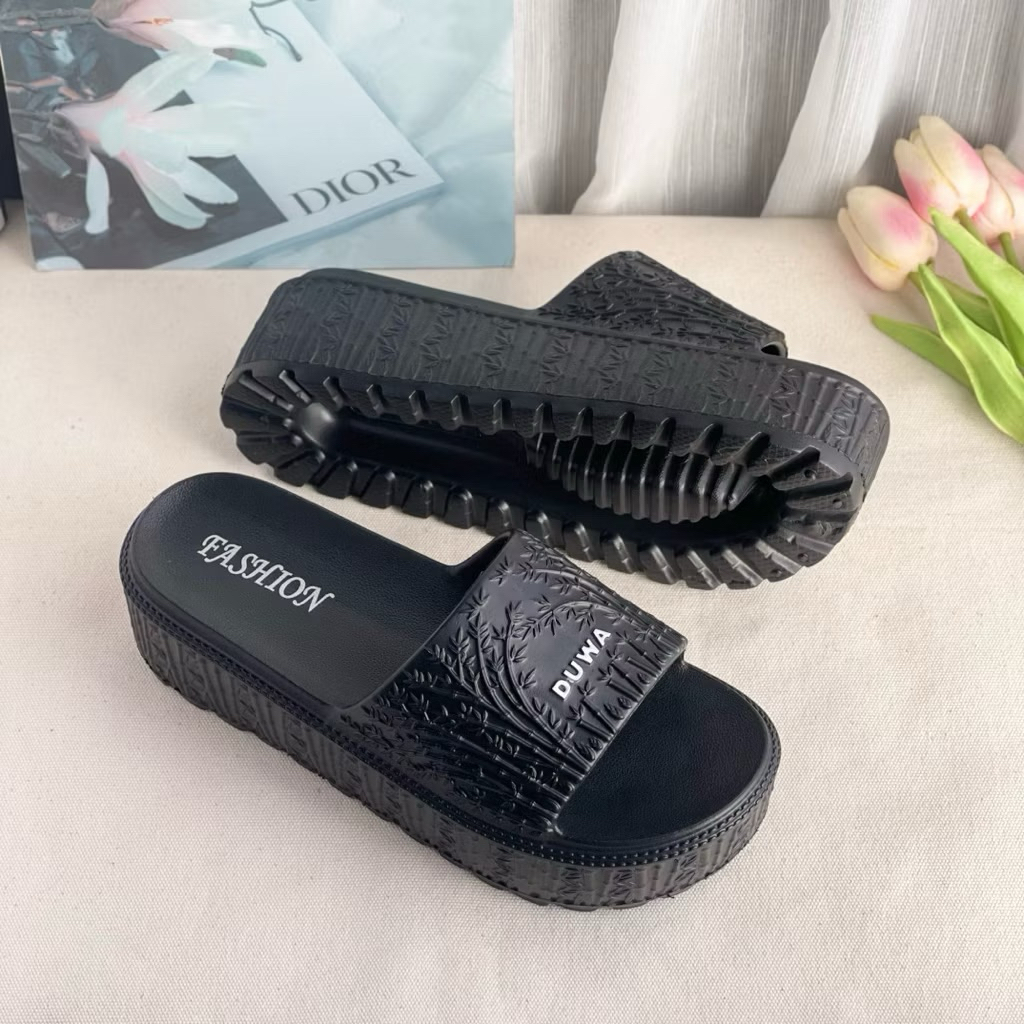 Dép nữ đế xuồng cao 5cm quai liền Duwa họa tiết vân tre nhiều màu