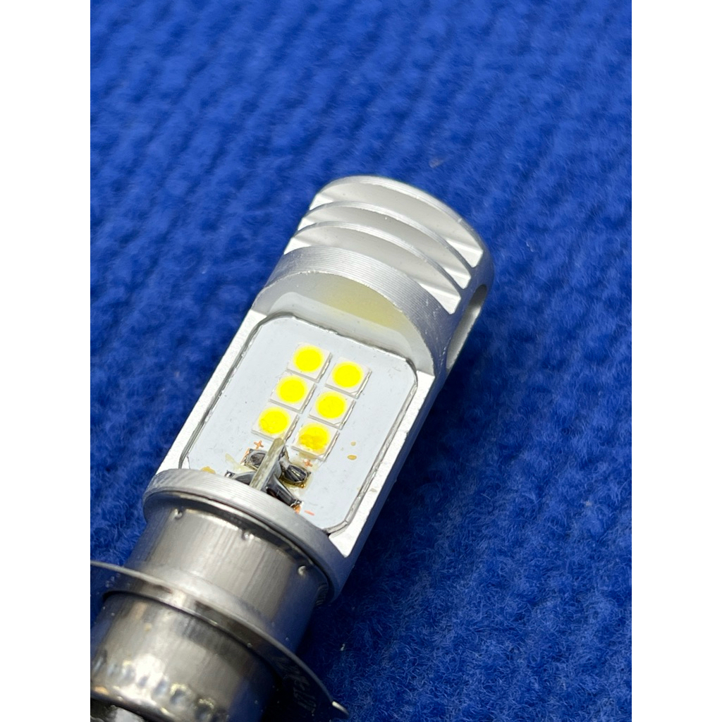 Bóng Led 2 Chân Ngắn ( Cub 50cc, Dream, Wave ) Hàng Cao Cấp Chất Lượng Cao Bền Đẹp