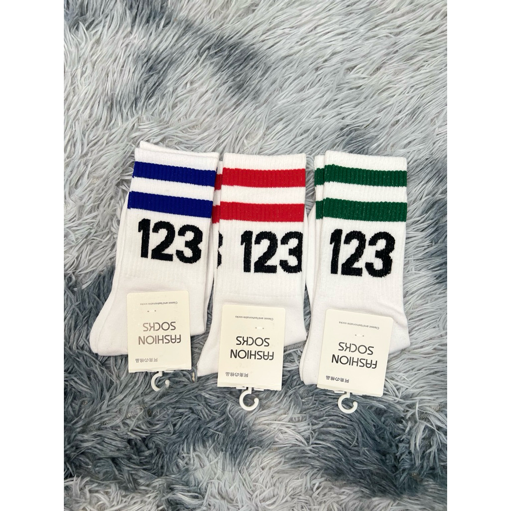 tất chân 123 làm từ chất liệu vải cotton mềm mịn không gây kích ứng da