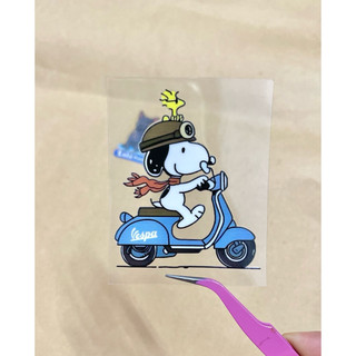 Tem Decal UV DTF Sticker Snoopy lái Vespa dễ thương Dán Xe Ô tô, Dán Xe Máy | Dán xe điện | Dán Vali | Dán Laptop