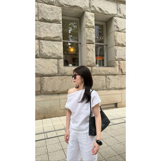 𝙃𝙀𝙍𝘽𝙄 𝙏𝙊𝙋 - Áo Linen Lệch Vai Ôm Eo