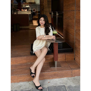 𝘼𝙈𝙀𝙀 𝙎𝙀𝙏 - Set Áo Lụa và Chân Váy Phối Ren