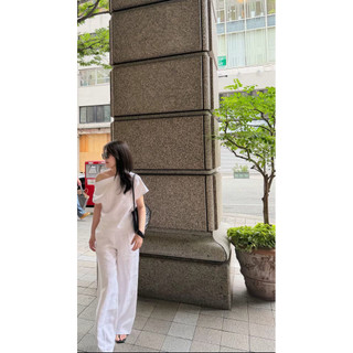 𝙃𝙀𝙍𝘽𝙄 𝙏𝙊𝙋 - Áo Linen Lệch Vai Ôm Eo