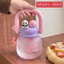 bình nước gấu trúc 800ml kèm ống hút – bình nước nhựa dễ thương có lọc trà và móc treo