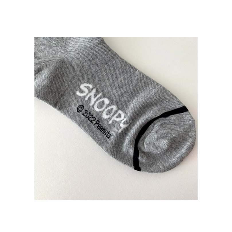 [SNOOPY] Tất Snoopy phi công màu xám