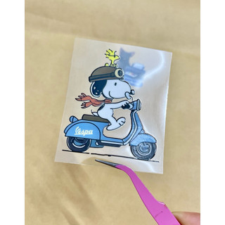 Tem Decal UV DTF Sticker Snoopy lái Vespa dễ thương Dán Xe Ô tô, Dán Xe Máy | Dán xe điện | Dán Vali | Dán Laptop