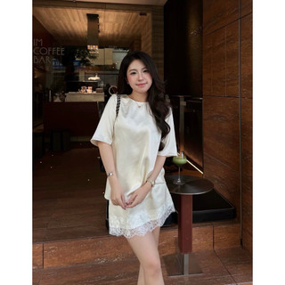 𝘼𝙈𝙀𝙀 𝙎𝙀𝙏 - Set Áo Lụa và Chân Váy Phối Ren