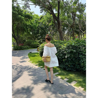 𝘽𝙀𝙇 𝘿𝙍𝙀𝙎𝙎 - Đầm Boy Hoa Thêu Bẹt Vai