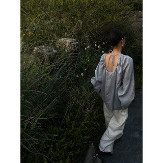𝘿𝘼𝙉𝙔 𝙏𝙊𝙋 - Áo Linen Tơ Mềm Khoét Lưng