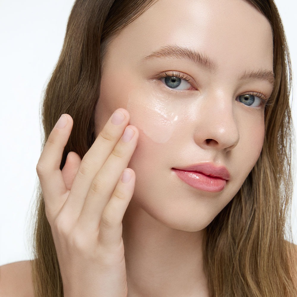 [CLIO - MỚI] Glazing Milky Essence - 120ml ㅣ Giữ nền lâu trôi, bóng khỏe và không bị mốc nền