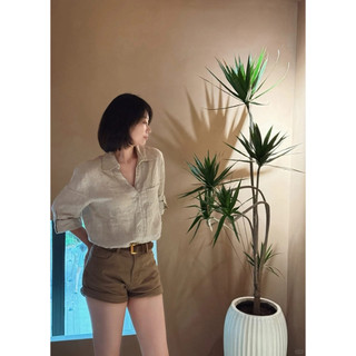 𝙈𝙄𝙉 𝙎𝙊𝙈𝙄 - Áo Sơ Mi Linen Tay Xắn Gấu