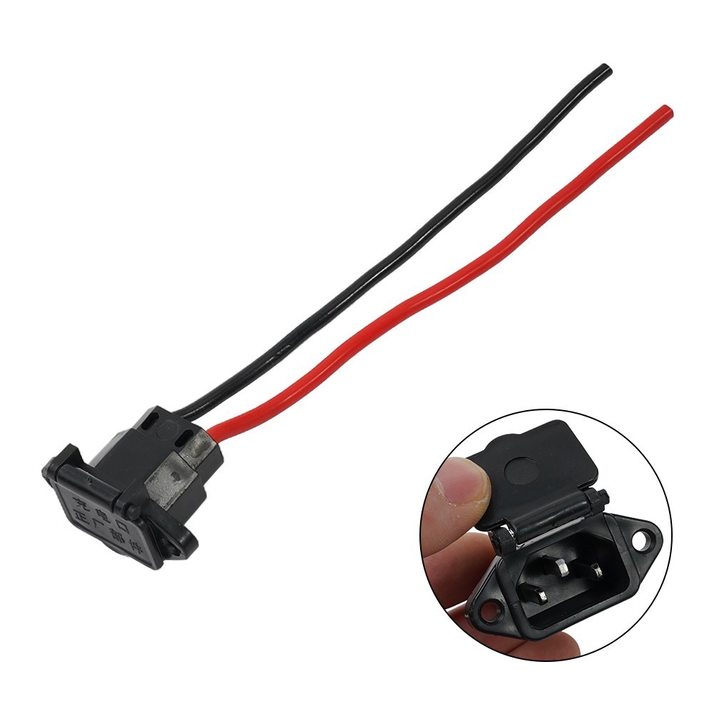 Ổ cắm sạc đa năng cho xe tay ga và xe đạp điện