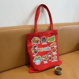 Túi canvas Đỏ khóa kéo in hình du lịch MAI CHÂU sticker thung lũng bản Thái Hòa Bình a-tuid0074
