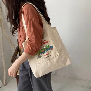 Túi canvas mộc in Việt Nam em bé áo dài dễ thương, túi vải đáy rộng đi chơi đi học a-tuic0090