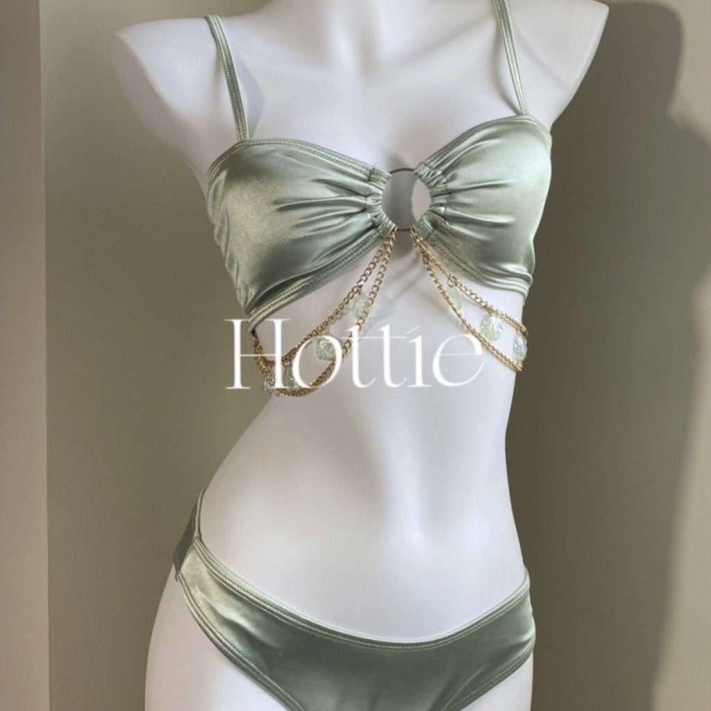 Nhỏ Tươi Xanh Cô Gái Chia Đồ Bơi Bên Bờ Biển Mùa Xuân Nóng Kỳ Nghỉ Bikini Ba Mảnh Váy Phong Cách Che Thịt Ôm Hơn Nhìn