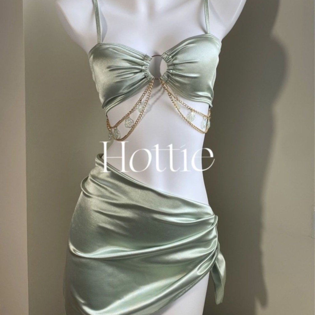 Nhỏ Tươi Xanh Cô Gái Chia Đồ Bơi Bên Bờ Biển Mùa Xuân Nóng Kỳ Nghỉ Bikini Ba Mảnh Váy Phong Cách Che Thịt Ôm Hơn Nhìn
