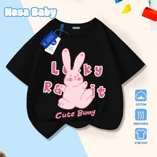 [Giao hàng trong ngày] Thỏ may mắn màu hồng dễ thương Trẻ em màu đen ngắn tay bé gái mùa hè Cotton nguyên chất co giãn thoáng khí Áo thun hoạt hình mềm mại Quần áo trẻ em cổ tròn in hình thỏ dễ thương