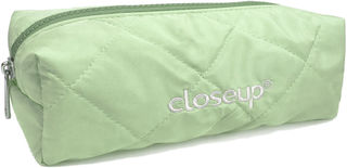 [PC Gift] Túi đựng mỹ phẩm chần bông mềm mịn Close up (mẫu ngẫu nhiên)