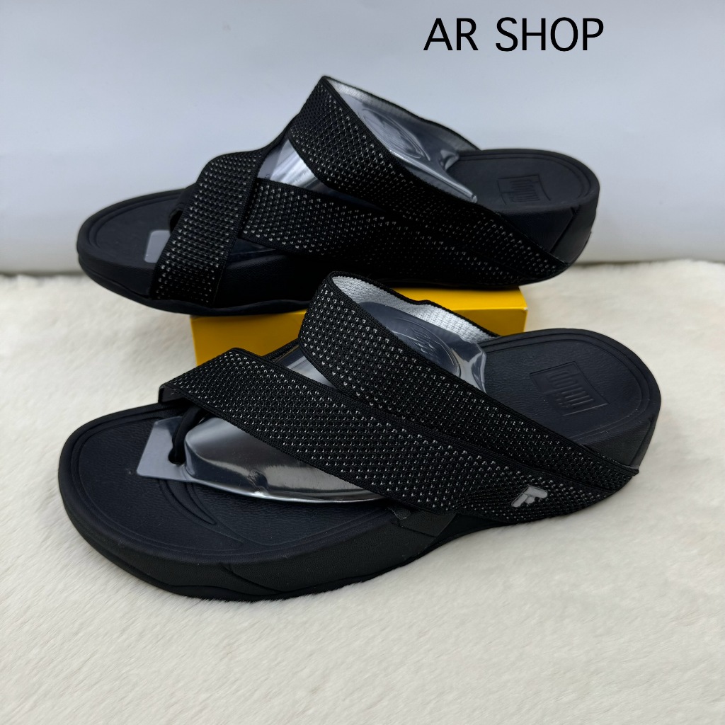 Giày đeo Fitflop mới dành cho nữ và nam giới Dây đeo mềm mại thoải mái khi đeo không làm tổn thương bàn chân.