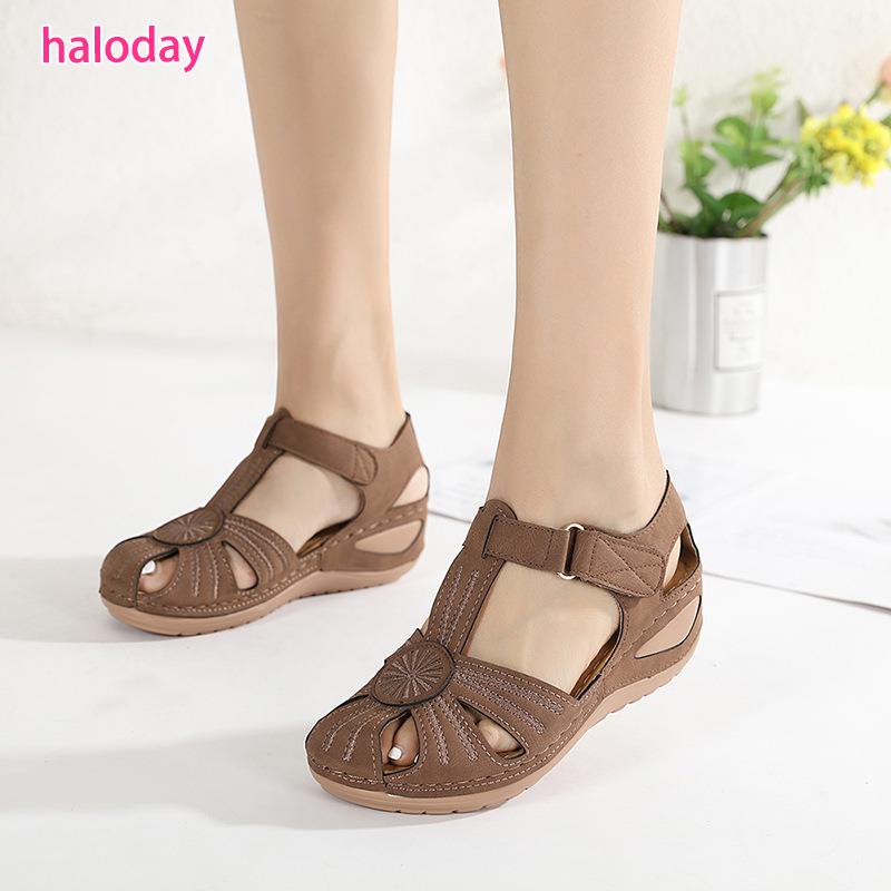 Giày Nữ Size Lớn 36-46✨Mùa Hè Retro Nữ Dây Xe Hơi Chống Trơn Trượt Nhẹ Kích Thước Lớn Mũi Tròn Nêm Dép Thoải Mái