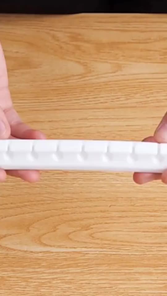 Kẹp Cố Định Dây Sạc Sắp Xếp Bàn Làm Việc, Đế Dán Kẹp Cáp Chuột Bàn Phím Tai Nghe Laptop Máy Tính