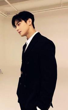 ywrvfcphucanh941