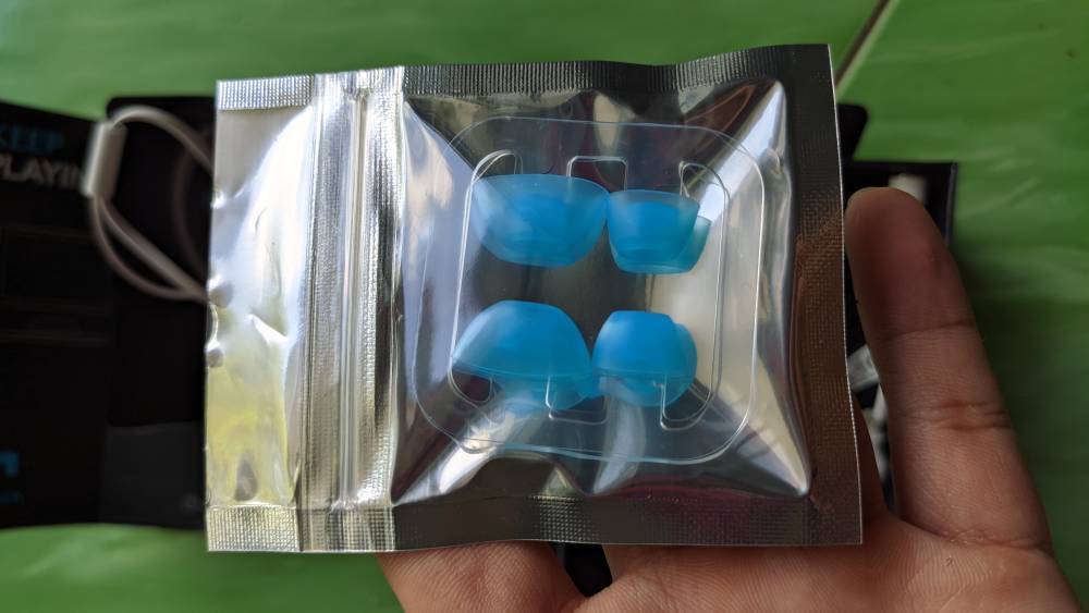 Tai nghe in-ear Logitech G333