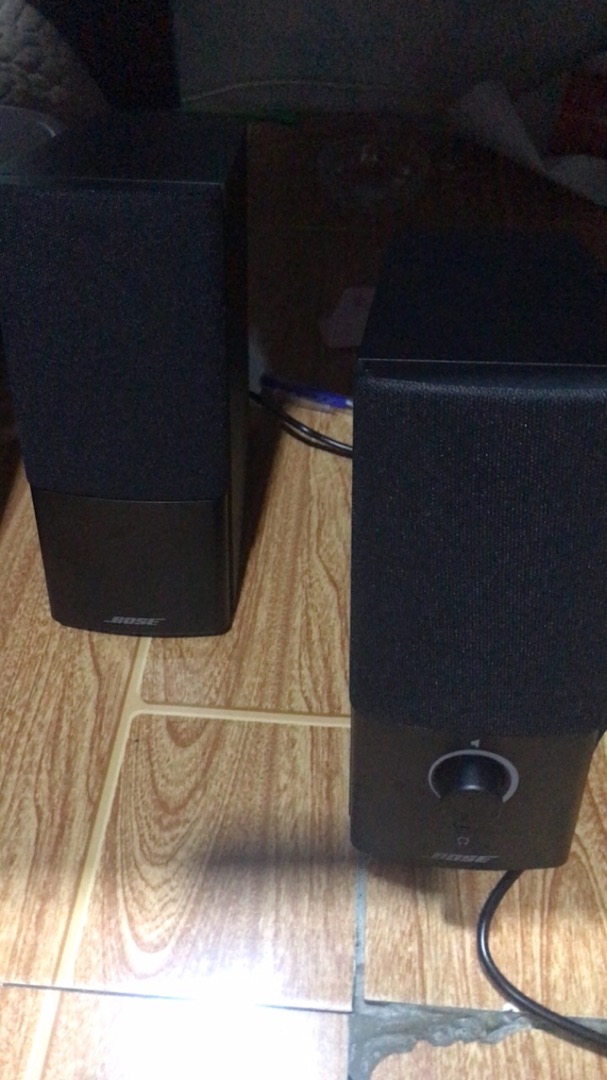 Thiết kế loa vi tính Bose Companion 2 III