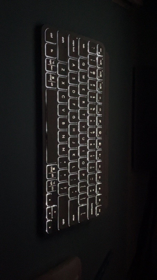 Phím tắt thông minh trên MX Keys Mini