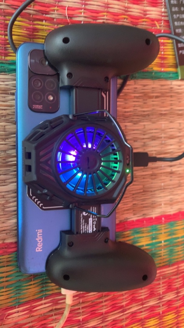 GameSir F8 Pro Snowgon dùng cho điện thoại