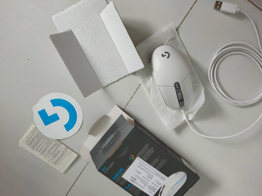 Chuột gaming Logitech có dây