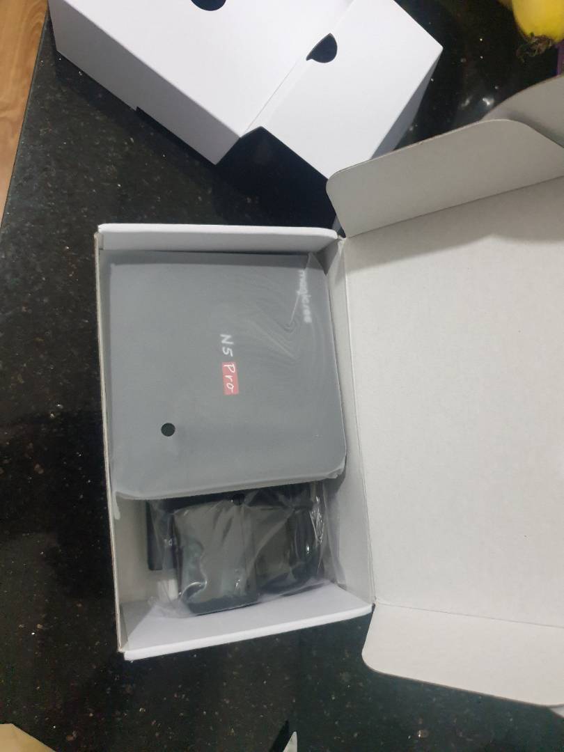 Android TV Box Magicsee Z8 Pro màu đen