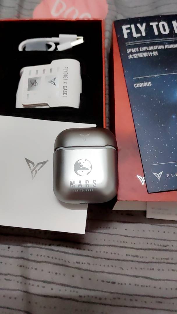 Flydigi X1 Fly To Mars phiên bản màu xám