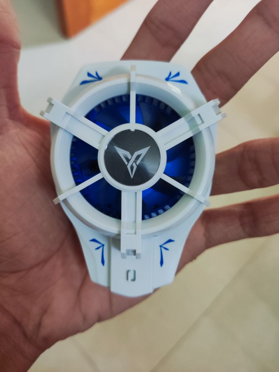 Bề mặt làm mát Flydigi B5