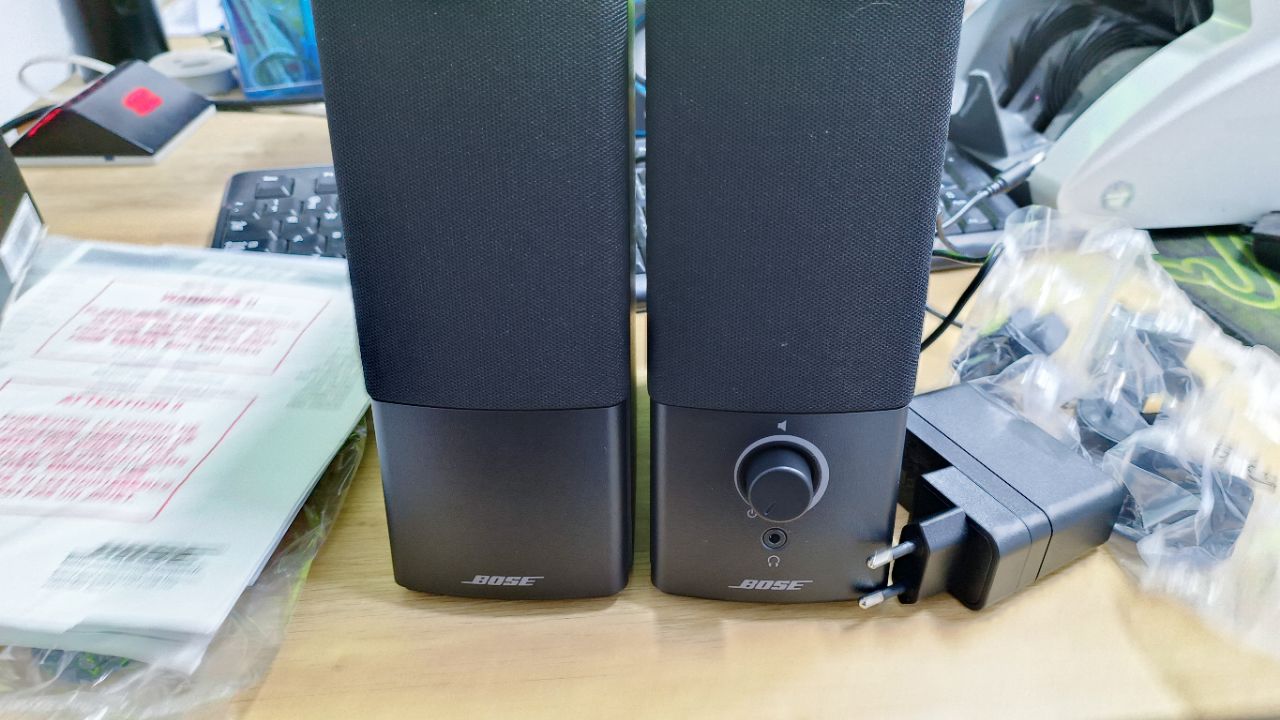 Bộ loa Bose Companion 2 III