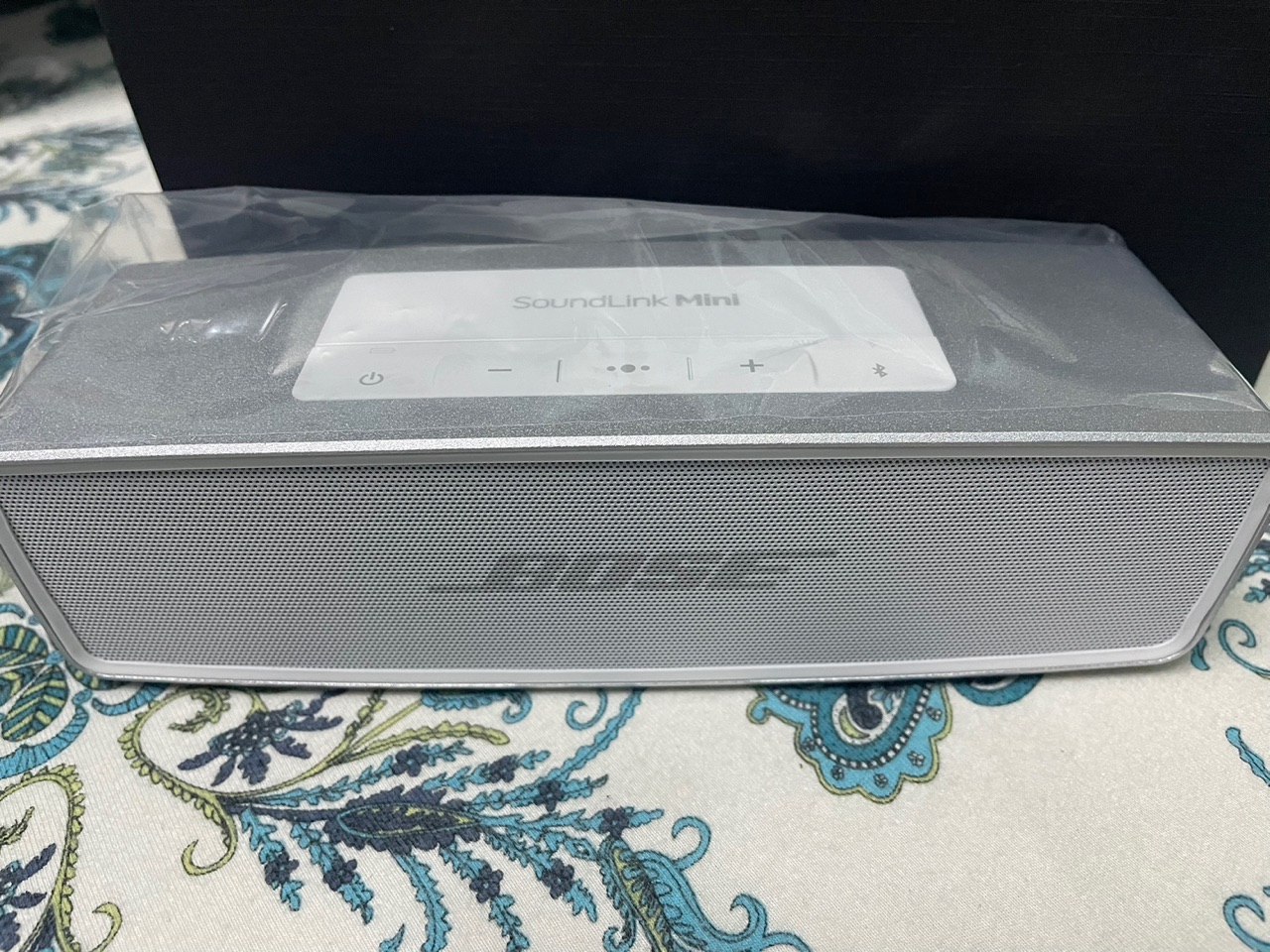 Thiết kế loa Bose SoundLink Mini II SE