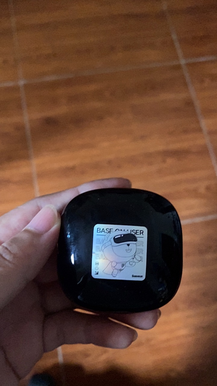 Hộp sạc tai nghe Magicsee R12