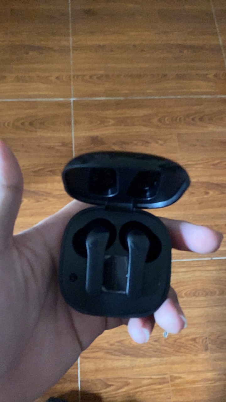 Tai nghe Magicsee R12 có màn hình LED