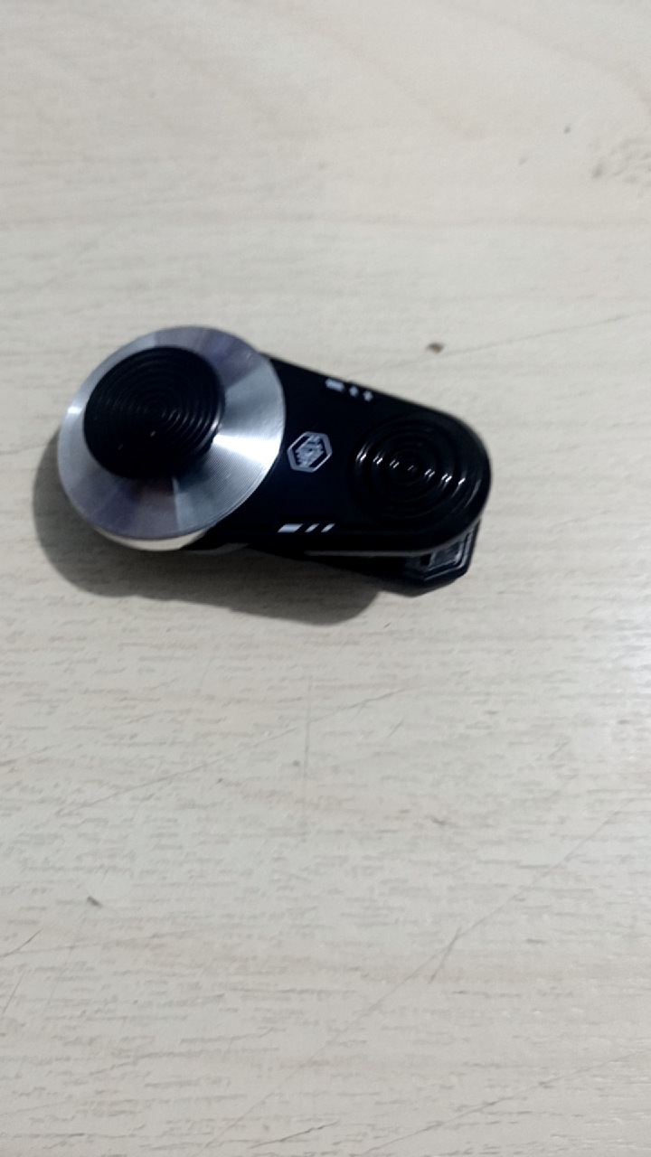 Thiết kế kẹp của Joystick X1