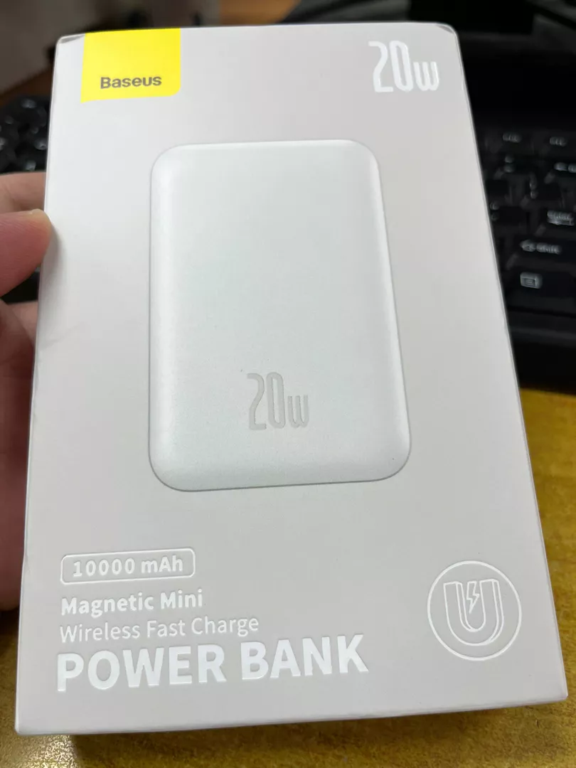 Pin sạc dự phòng Baseus FM11