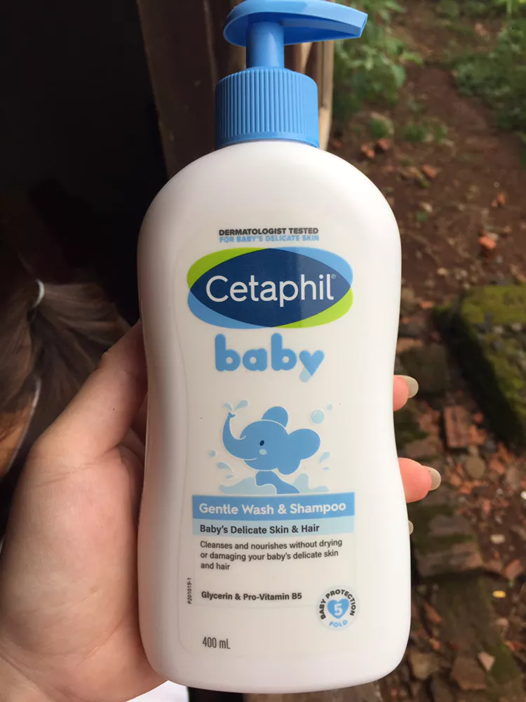 Cetaphil Tắm Gội 2 In 1 Cho Bé - sản phẩm tắm gội dịu nhẹ cho bé
